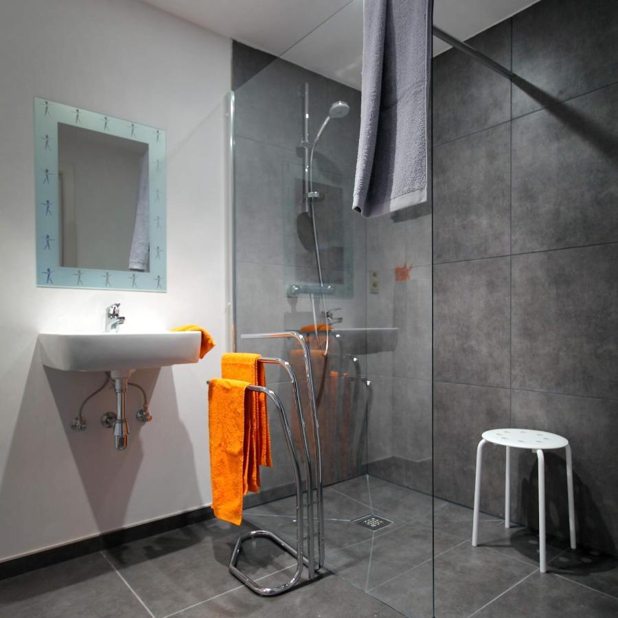 B&B Back2Front Boezinge 외부 사진