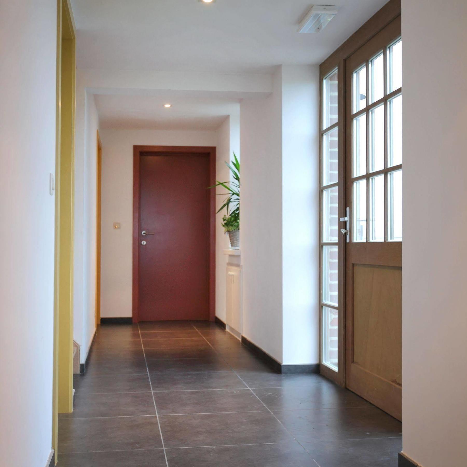 B&B Back2Front Boezinge 외부 사진